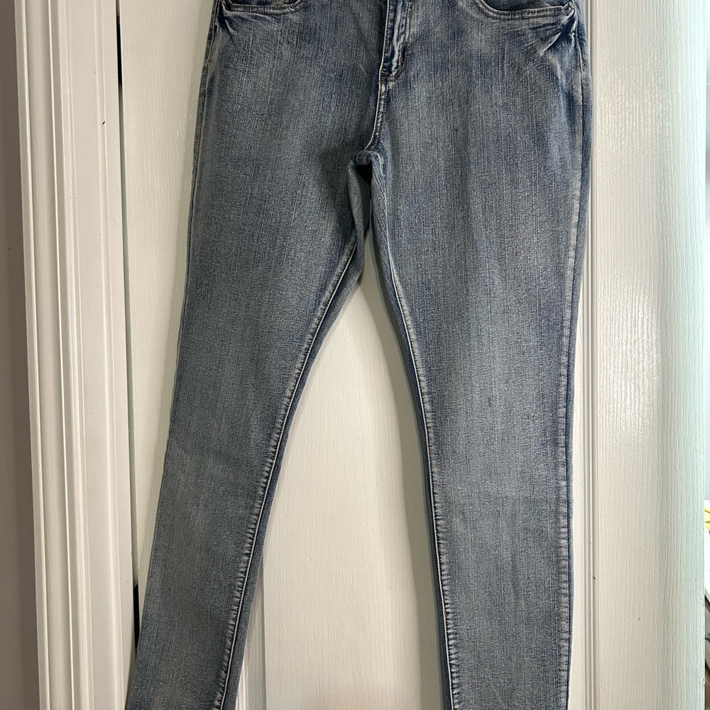 Women’s Comfy Blue Jeans